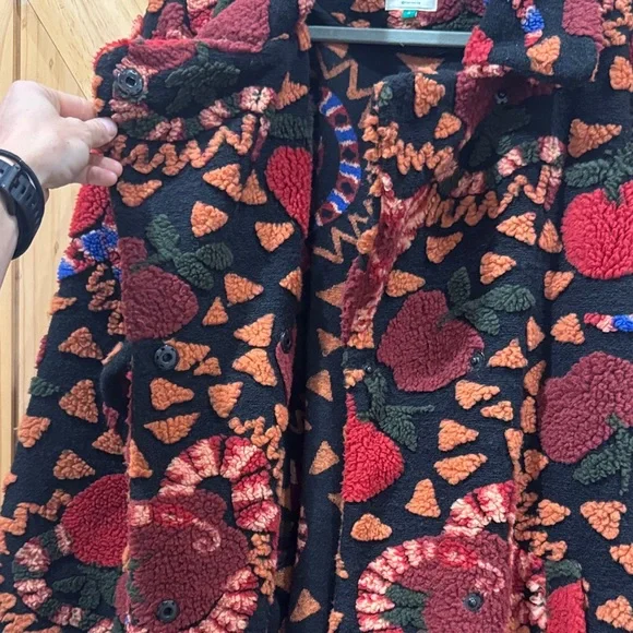 Farm Rio Jungle Snake Fruit Black Apple Coat - Picture 14 of 16